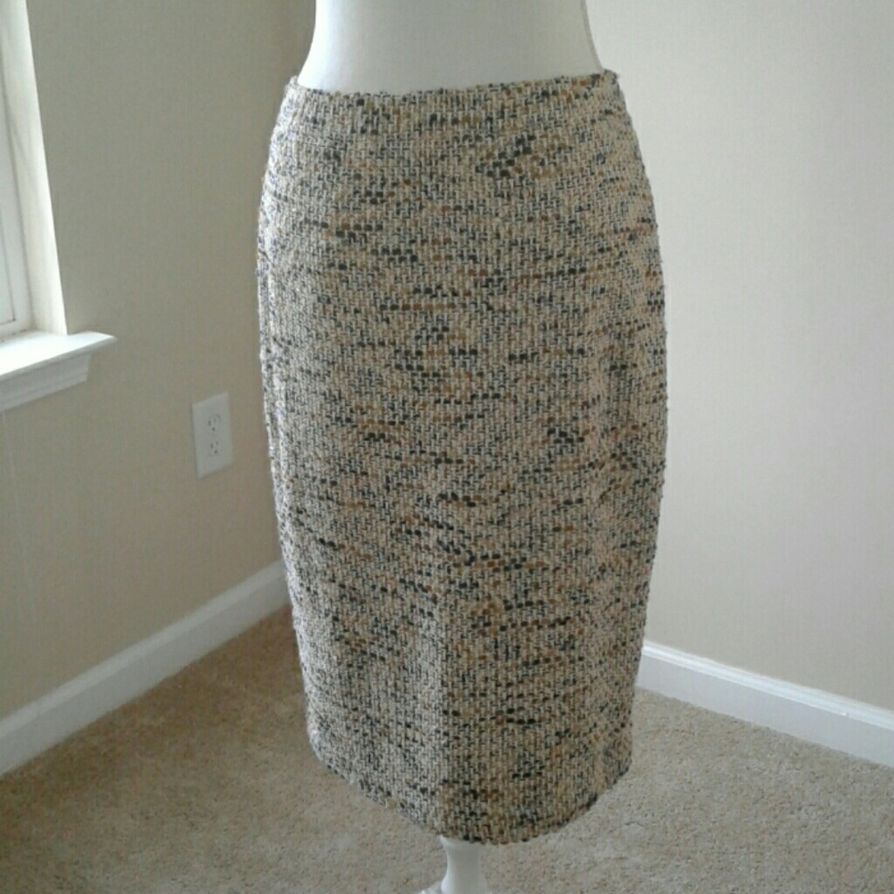 St. John Woman's Skirt,  Sz. 14, brown tweed